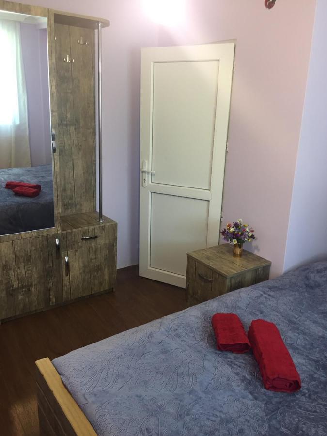 Mate Private Bathrooms Ushguli Bagian luar foto